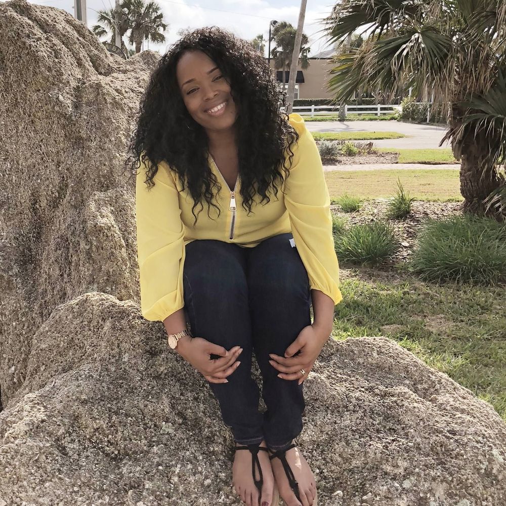 Meet your Posher, Ashley n.